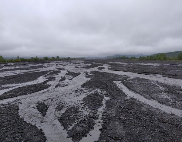 nr 56 _ Land on a slope to caspian sea and karakal desert